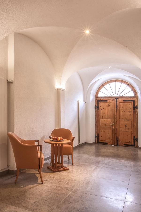 Отель Residenz Alte Post Бонадуц Экстерьер фото